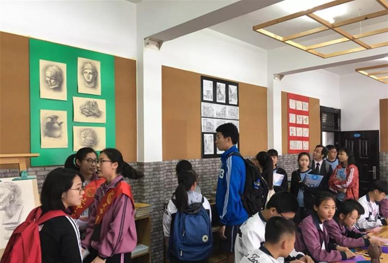 三中三澳門，探索與解析，三中三澳門，深度探索與解析
