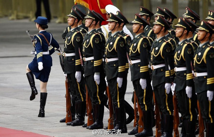儀仗隊(duì)隊(duì)長(zhǎng)，職責(zé)、角色與SEO優(yōu)化策略探討，儀仗隊(duì)隊(duì)長(zhǎng)職責(zé)與角色及SEO優(yōu)化策略探討