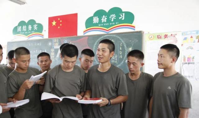 深度解析，為什么不建議報考國防科技大學，深度解析，報考國防科技大學的潛在考慮與權衡
