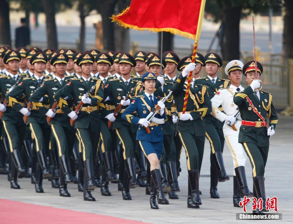 三軍儀仗隊(duì)高清大圖，展現(xiàn)榮耀與威嚴(yán)的壯麗畫卷，三軍儀仗隊(duì)壯麗畫卷，榮耀與威嚴(yán)的高清展示