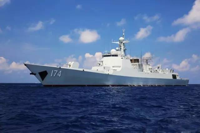 鄭州艦的服役地點，榮耀與擔當?shù)囊娮C，鄭州艦榮耀見證，服役地點與擔當?shù)臉s耀