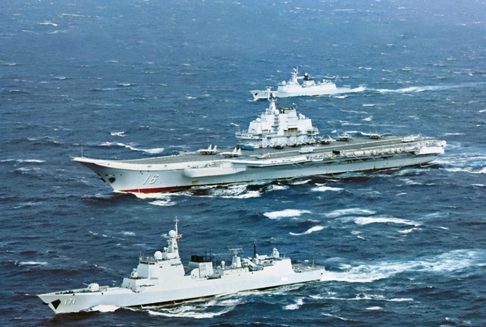 山東艦與伊麗莎白女王號，兩大戰(zhàn)艦的對比，山東艦與伊麗莎白女王號戰(zhàn)艦對比解析