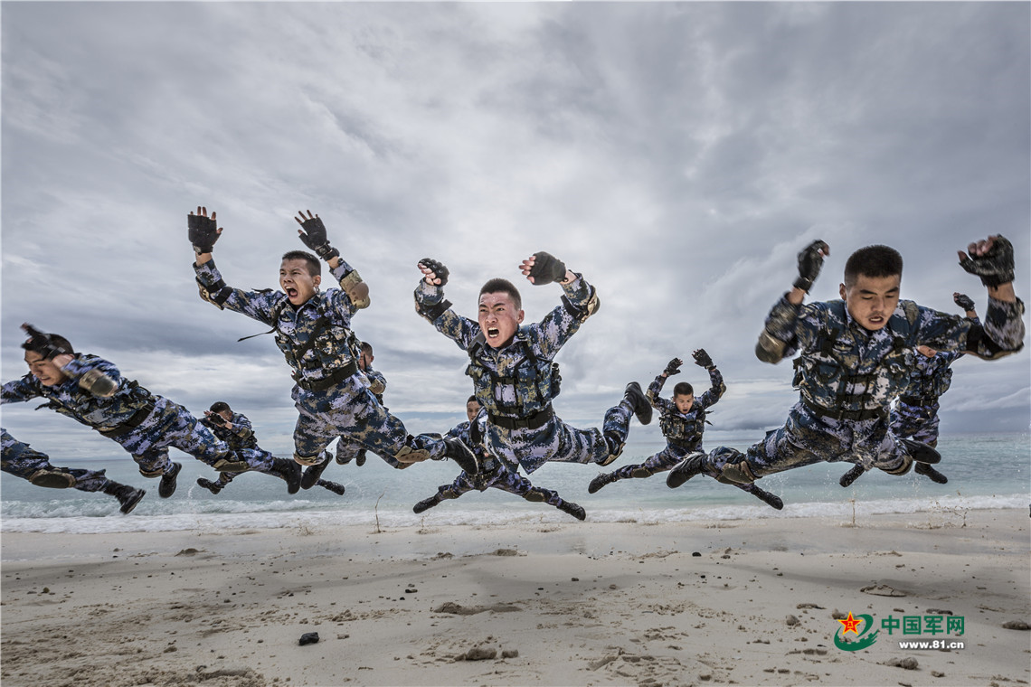 最新軍事圖片高清壁紙，展現(xiàn)現(xiàn)代軍事力量之美，現(xiàn)代軍事力量之美，高清壁紙軍事圖片展示