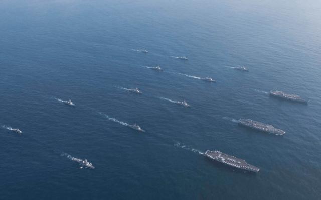 美軍艦穿越海峽，國(guó)際水域的航行自由與挑戰(zhàn)，美軍艦穿越海峽，航行自由與國(guó)際水域的挑戰(zhàn)