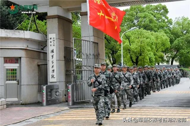 軍事院校分數(shù)線詳解，如何把握入學門檻？，軍事院校分數(shù)線詳解，如何把握入學門檻與提高錄取機會？