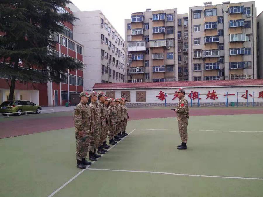 半軍事化管理學(xué)校，理念與實(shí)踐，半軍事化管理學(xué)校的理念與實(shí)踐探索