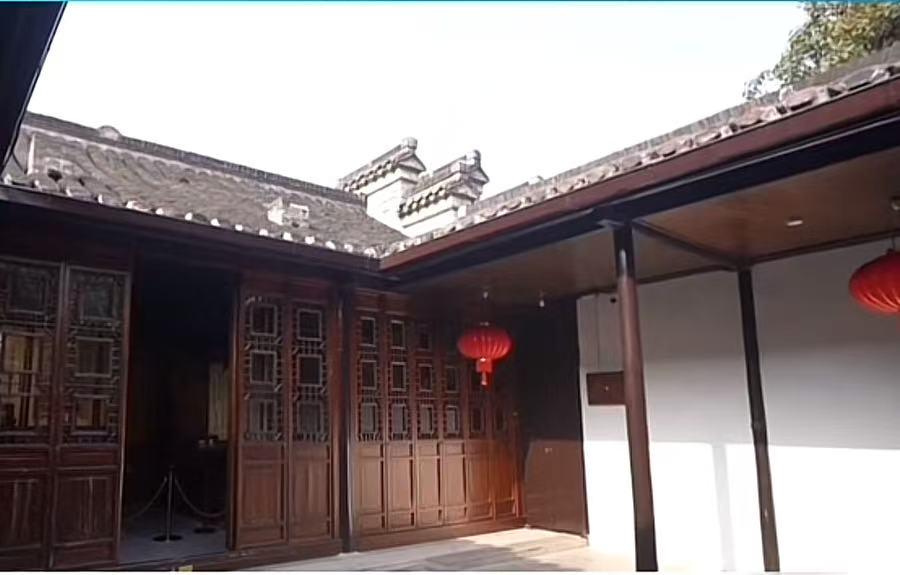 江澤民故居面向社會(huì)公眾開放，歷史文化的傳承與展示，江澤民故居開放，歷史文化的傳承與展示之旅