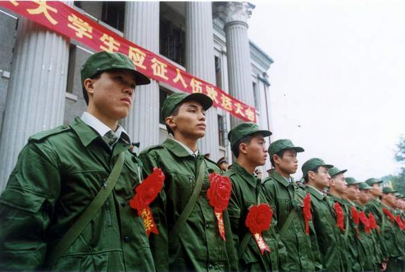 大學(xué)生當(dāng)兵需要什么條件，大學(xué)生當(dāng)兵的條件與要求，全面解讀報名資格
