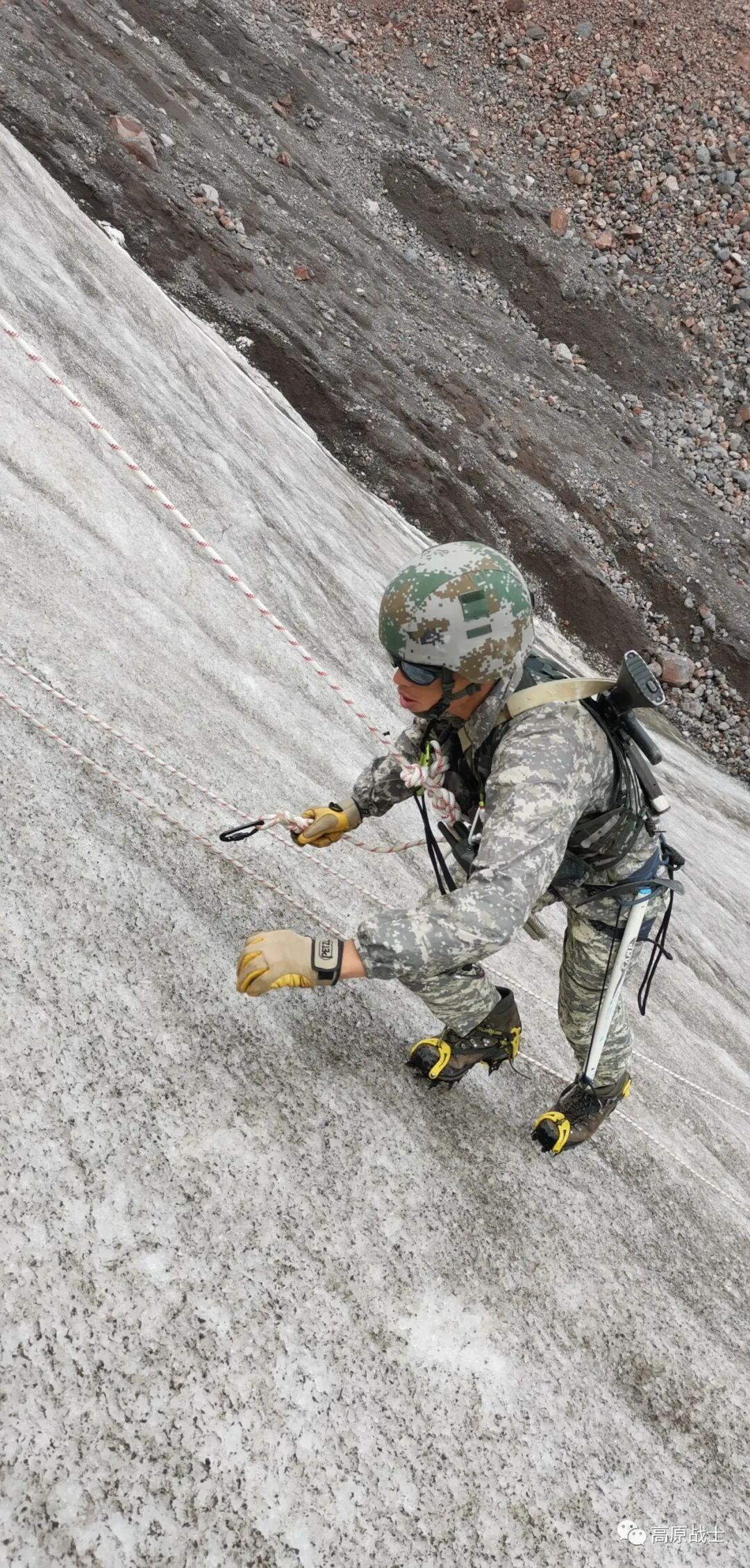 最新國際軍事動態(tài)，聚焦全球軍事變革與熱點事件（2021年），全球軍事變革與熱點事件最新動態(tài)概覽（2021年）