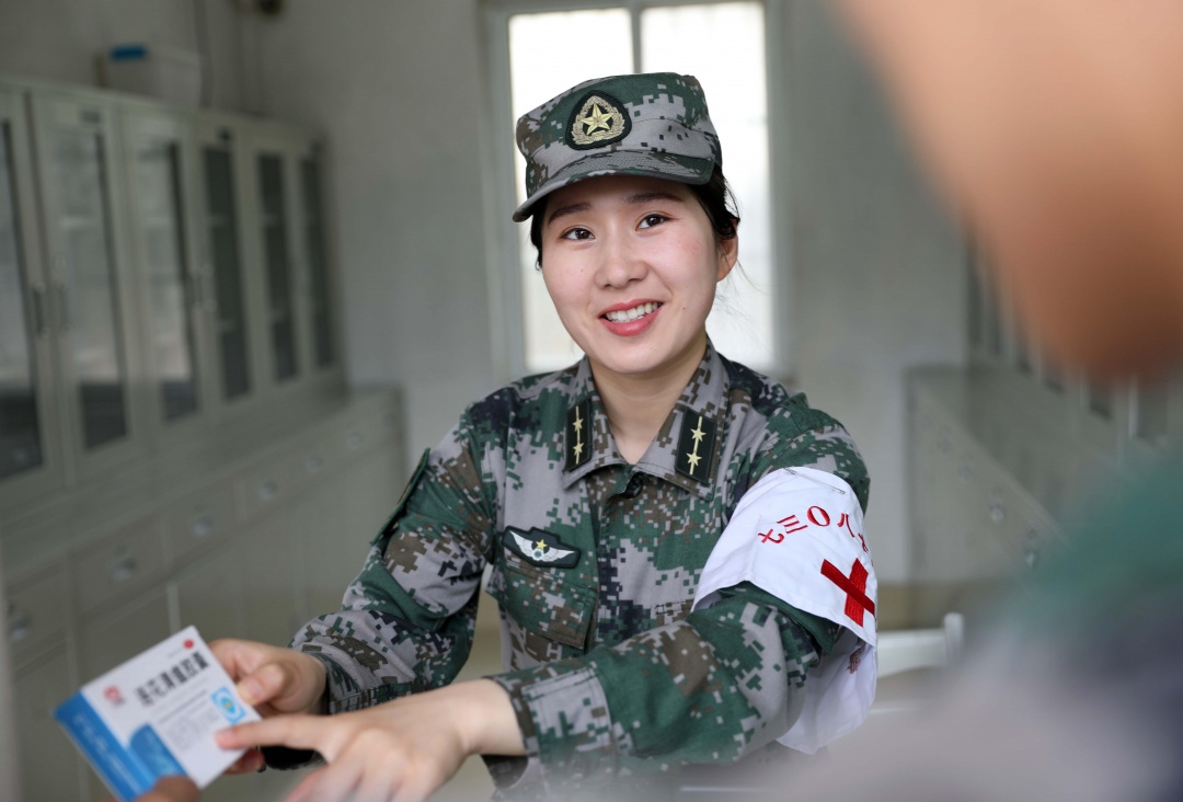 女兵選擇何種兵種最佳，深度解析與探討，女兵最佳兵種選擇深度解析與探討