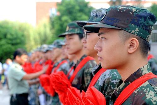 當(dāng)兵的好處，探索軍旅生涯的無限價值，軍旅生涯的價值，當(dāng)兵的好處探索與無限可能