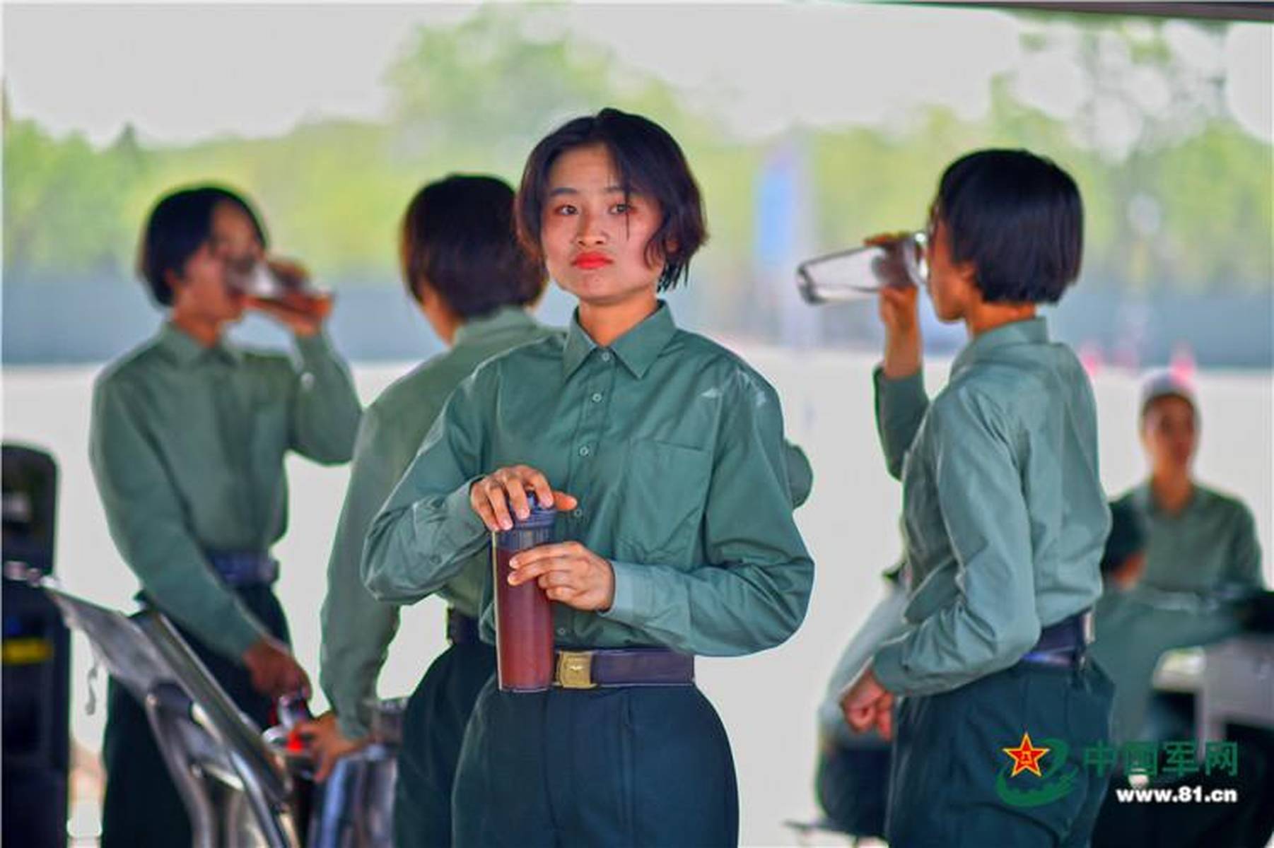 女兵的日常，揭秘女兵每天都干嘛，女兵的日常揭秘，女兵每日訓練與生活概述