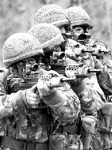 今日戰(zhàn)事新聞，全球軍事動(dòng)態(tài)深度解析，全球軍事動(dòng)態(tài)深度解析，今日戰(zhàn)事新聞綜述
