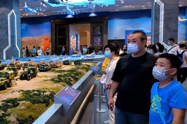 國防軍事網(wǎng)，探索軍事領(lǐng)域，傳遞國防力量，國防軍事網(wǎng)，探索軍事領(lǐng)域，展現(xiàn)國防力量