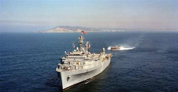 伊朗向中國購買超過200艘軍艦，深度解析背后的因素與影響，伊朗向中國購買逾200艘軍艦背后的動因及影響深度解析