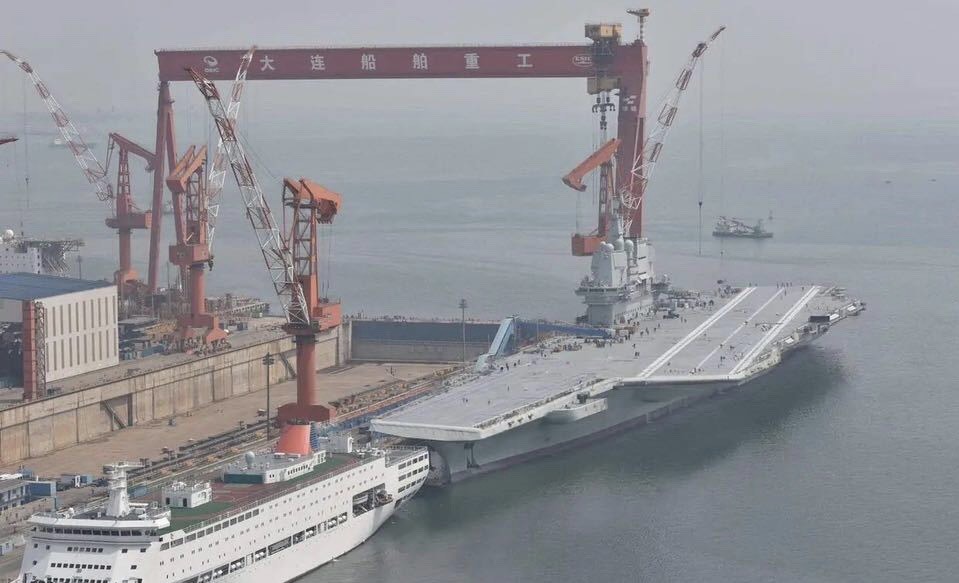 中國海軍新里程碑，003號航母正式下水，中國海軍新里程碑，003號航母正式下水啟航