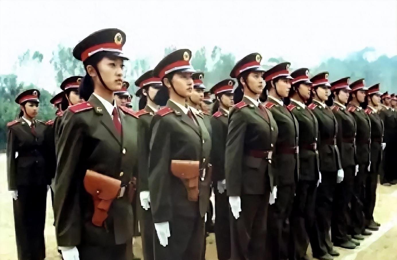 國慶節(jié)閱兵式，幾年一度的盛大儀式，國慶節(jié)閱兵式，盛況空前的年度盛典