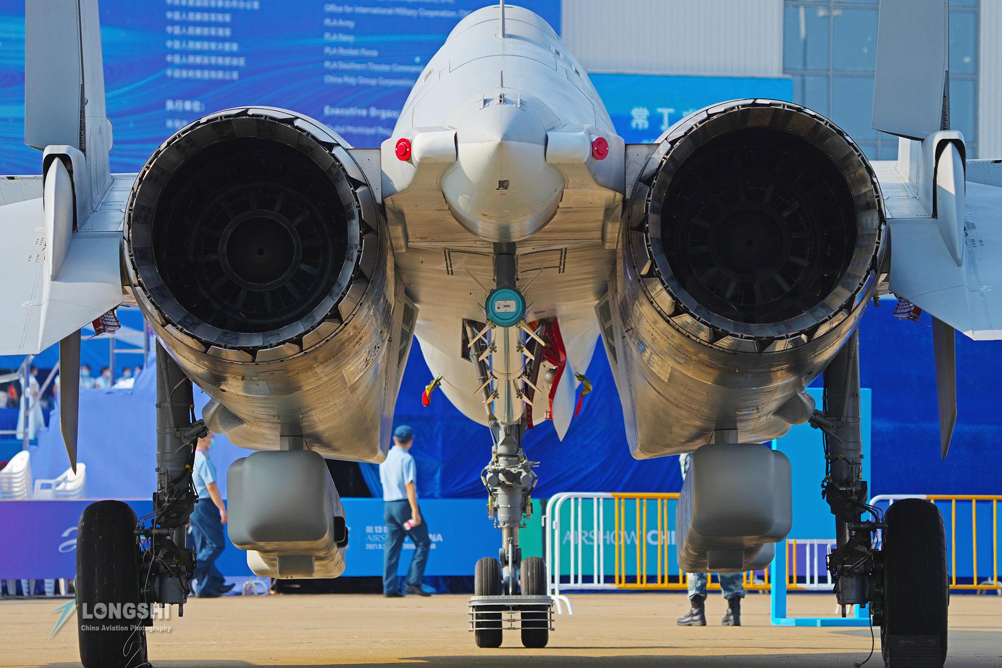 揭秘殲-16D電子戰(zhàn)飛機(jī)，空中電子戰(zhàn)領(lǐng)域的嶄新里程碑，揭秘殲-16D電子戰(zhàn)飛機(jī)，空中電子戰(zhàn)領(lǐng)域的全新里程碑