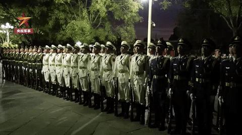 國慶閱兵是每年一次嗎？——深度解析與探討，深度解析與探討，國慶閱兵是否為每年例行活動？