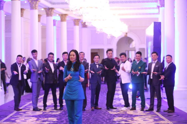 六肖期期中特一王中王，揭秘生肖運(yùn)勢與成功秘訣，揭秘生肖運(yùn)勢與成功秘訣，六肖期期中特一王中王的秘密探尋