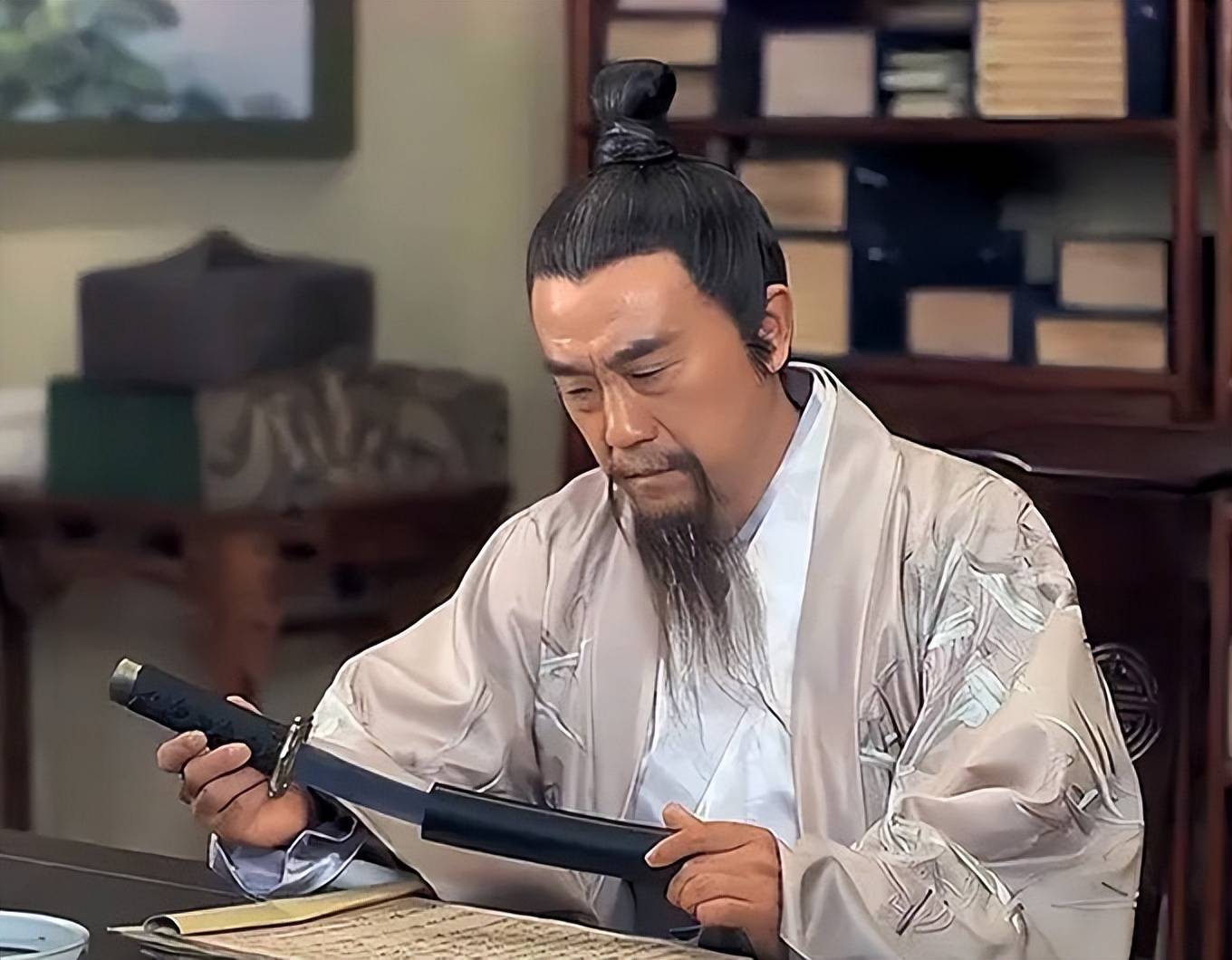 必中劉伯溫打一生肖——揭秘傳奇人物與生肖的奧秘，劉伯溫與生肖之謎，揭秘傳奇人物背后的生肖奧秘